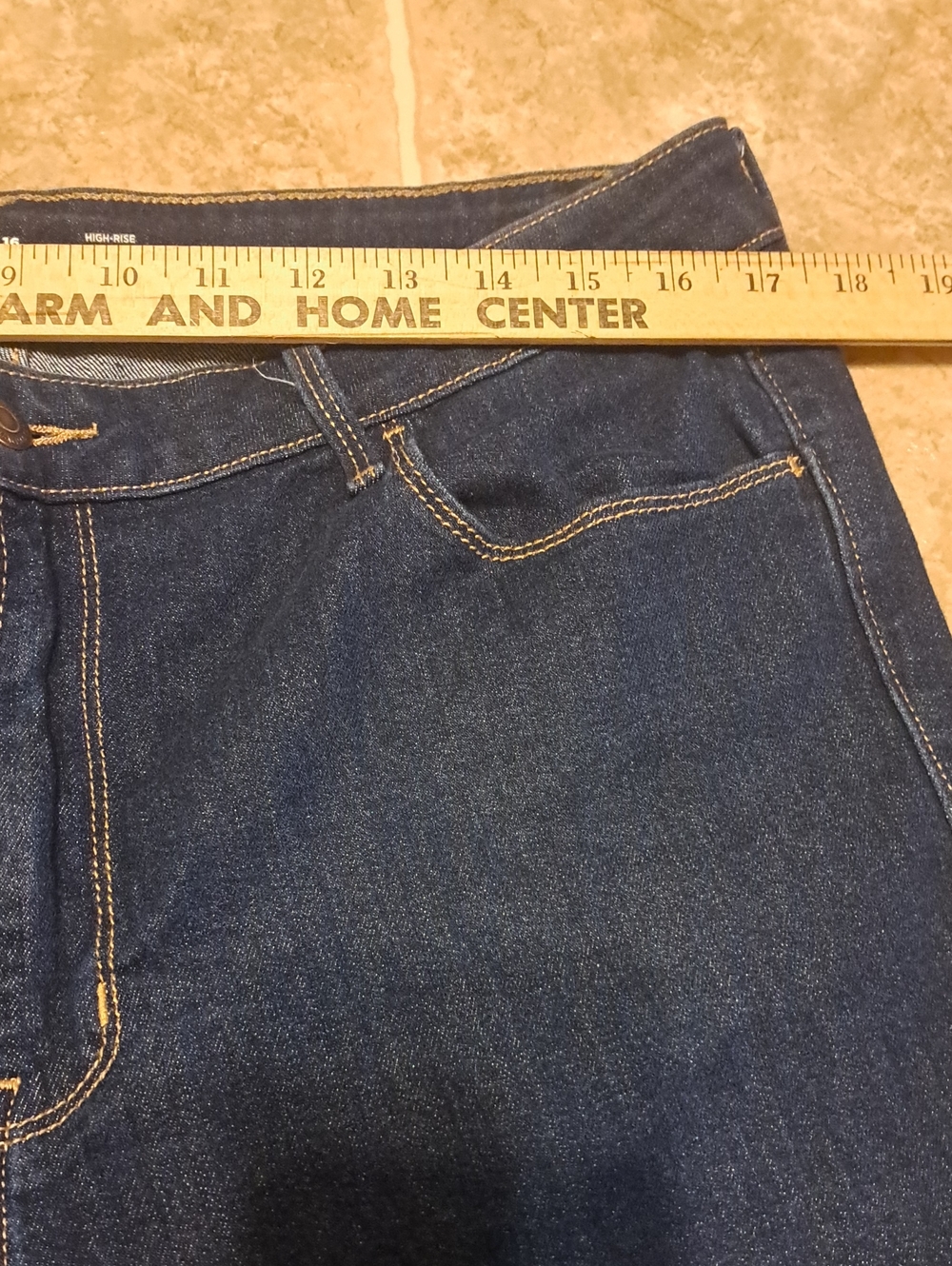 Old Navy Dark Blue Women's Stretch Jeans. High Rise Size 16 Short. - Picture 6 of 10